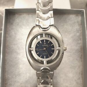 Beautiful Blue Dial CITRON Women's Silver Quartz Watch *Vintage